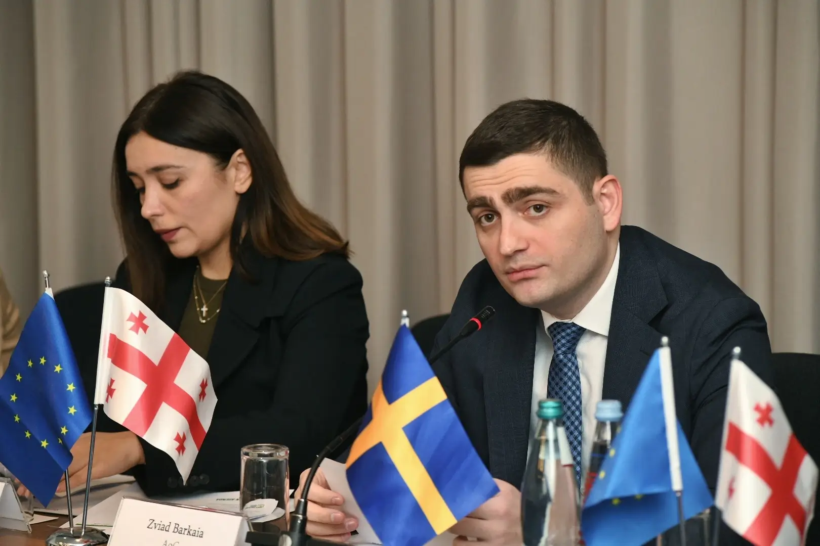 Zviad Barkaia, Deputy Head of the Georgian Government Administration, and Nino Tandilashvili, First Deputy Minister of Environmental Protection and Agriculture of Georgia, delivered opening remarks at the Green Agenda project launch in Tbilisi (Photograph by Giorgi Bejanishvili)