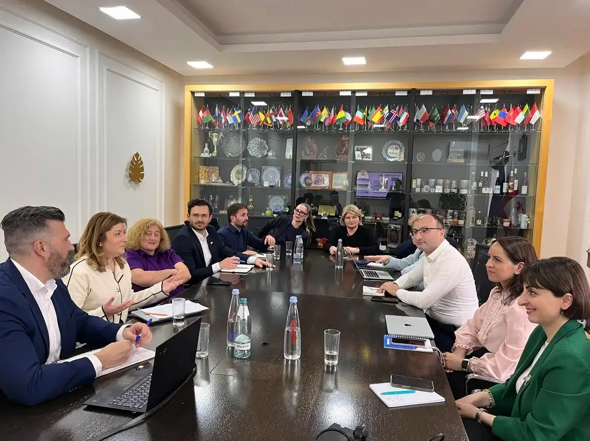 The Green Agenda project team updates the Ministry of Environment of Georgia on recent developments and discusses future collaboration possibilities (Photograph by Ilona Kazaryan)